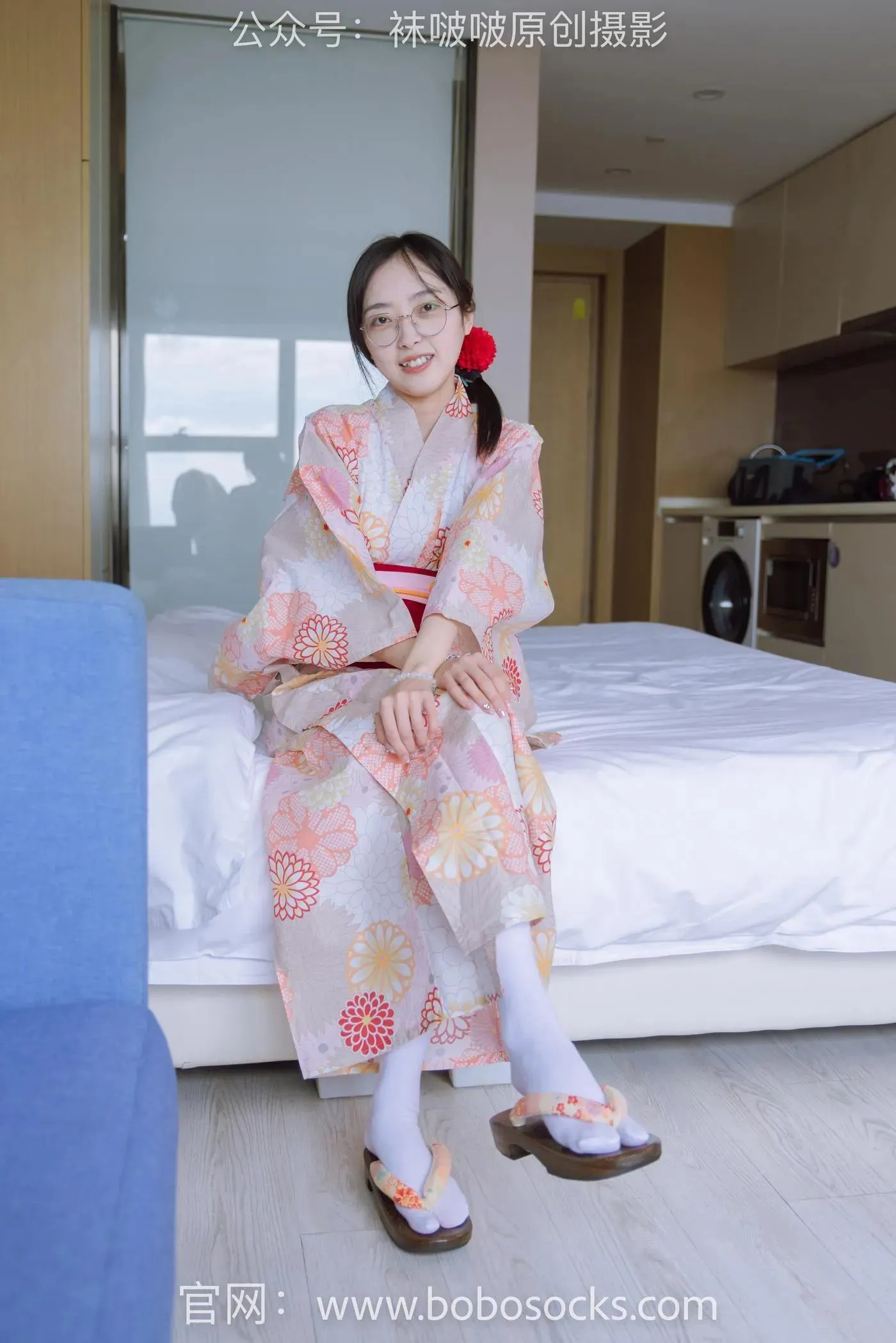 [BoBoSocks袜啵啵]NO.137 稚予-木屐、分指白棉袜、裸足、和风浴衣 [170P]插图9